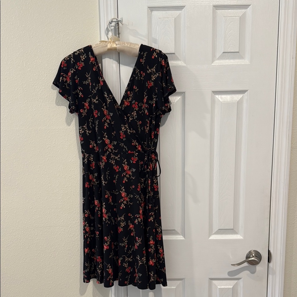 Kaileigh Black and Pink A-line Midi Dress with Flutter Sleeves